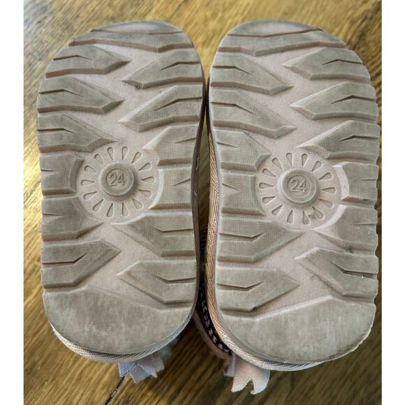 Hobi Bear Pink Chuka Boots Faux Fur Lined Side Zip EU Size 24 US 7.5 Toddler - Picture 6 of 6